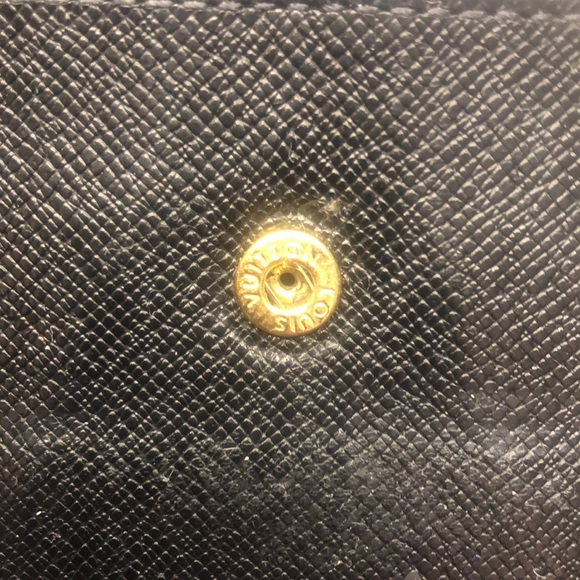 LOUIS VUITTON LV Black Epi Leather BiFold Wallet - Picture 15 of 17